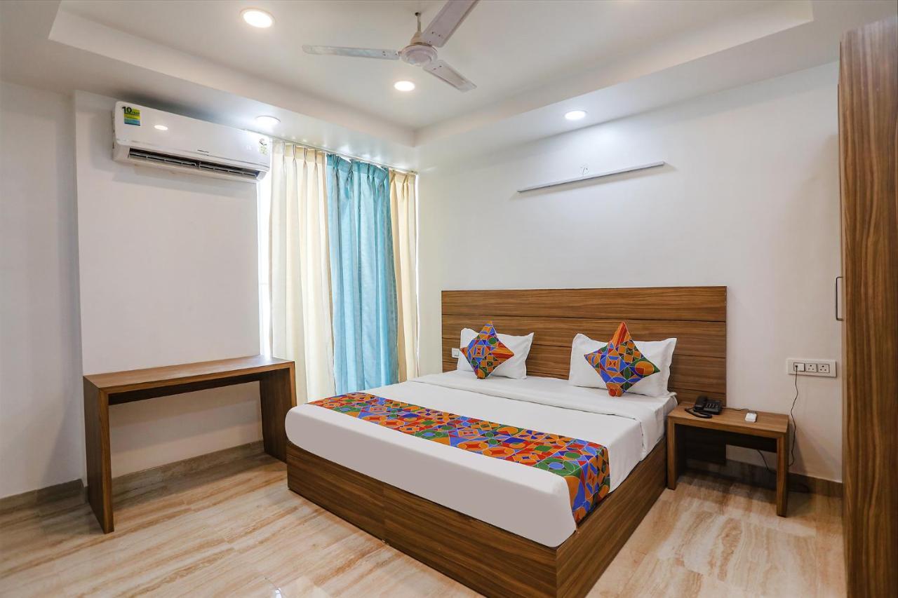 Fabhotel Unique Stay Noida Exteriér fotografie