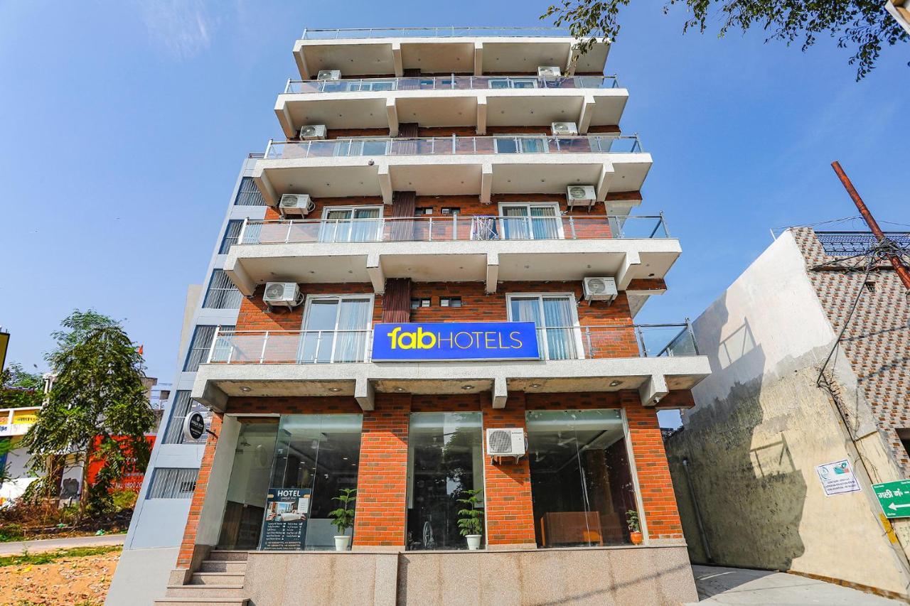Fabhotel Unique Stay Noida Exteriér fotografie