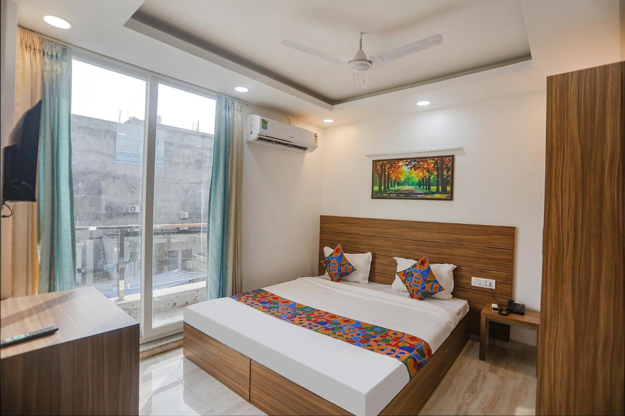Fabhotel Unique Stay Noida Exteriér fotografie